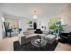 9 2550 156 STREET  Surrey, BC V4P 1C8