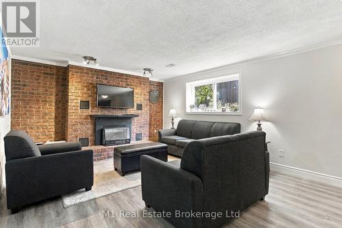 166 Natchez Road, Kitchener, ON 