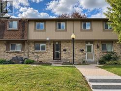 98 - 81 HANSEN ROAD N  Brampton, ON L6V 3C7