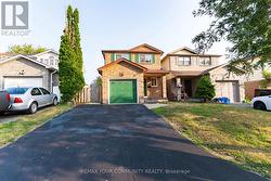 1553 NORWILL CRESCENT  Oshawa, ON L1G 7V1