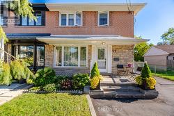 52 BENGAL COURT  Toronto, ON M3L 1X9