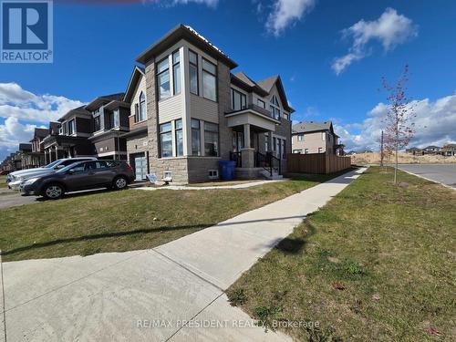 44 PLAYER DRIVE , Erin, Ontario N0B 1T0 2
