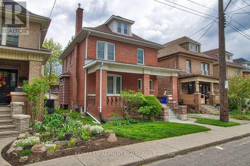 2 - 70 SPADINA AVENUE , Hamilton, Ontario L8M 2X1 4