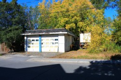 1983 Rue Holmes  Longueuil (Saint-Hubert), QC J4T 1R3