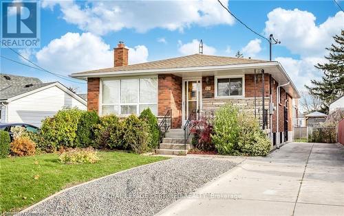 197 Craigroyston Road, Hamilton, ON 