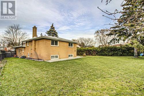 MAIN - 33 GARVEY CRESCENT , Hamilton, Ontario L8K 3W9 4
