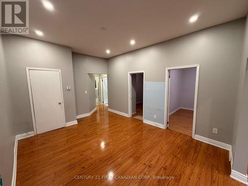 MAIN - 31 ADELAIDE STREET S , London South (South I), Ontario N5Z 3K1 5