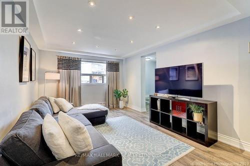 3 COSBURN AVENUE , Toronto, Ontario M4K 2E6 5
