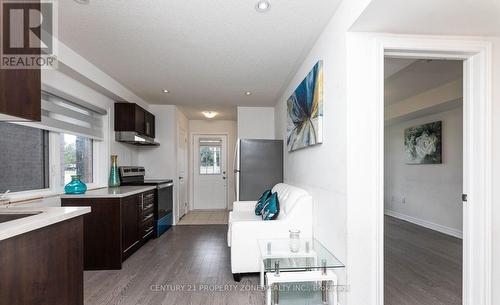 39 HASHMI PLACE , Brampton, Ontario L6Y 6K1 3