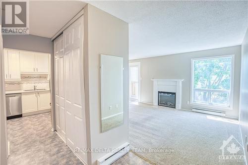 6 - 160 FENERTY COURT , Ottawa, Ontario K2L 3A7 2