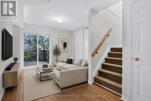 This photo is virtually staged - 316 Gotham Private, Ottawa, ON 