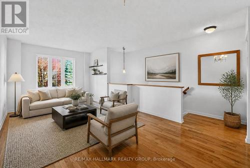 This photo is virtually staged - 316 Gotham Private, Ottawa, ON 