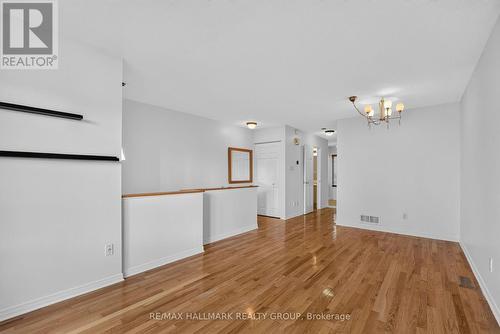 Living room/dining area - 316 Gotham Private, Ottawa, ON 