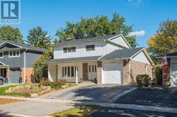 193 CHEBUCTO DRIVE  Oakville, ON L6J 5R1