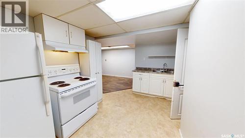4 Carleton Drive, Saskatoon, SK 