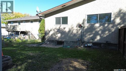 4 Carleton Drive, Saskatoon, SK 