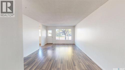 4 Carleton Drive, Saskatoon, SK 