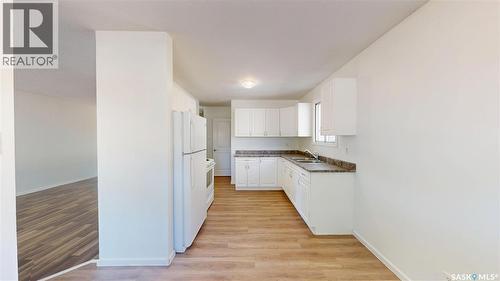 4 Carleton Drive, Saskatoon, SK 