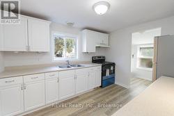 389 GLENDALE AVENUE  St. Catharines (Secord Woods), ON L2T 1C3