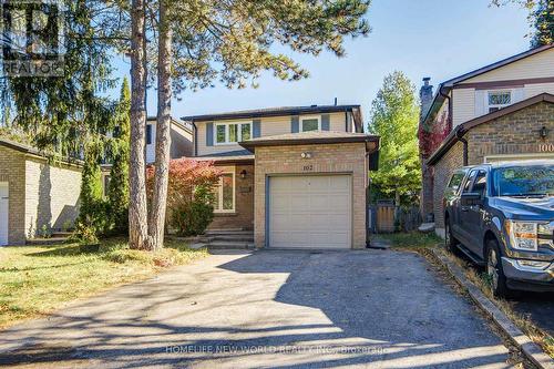 102 MADSEN CRESCENT  Markham, ON L3R 4P3