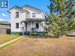 10704 Briarwood Crescent Dawson Creek, BC V1G 4M9