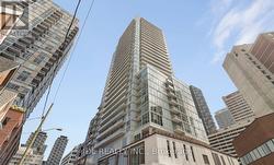 2007 - 33 HELENDALE AVENUE Toronto, ON M4S 3H7