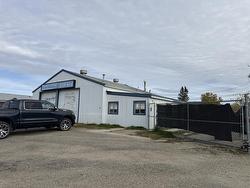 5109 54 st  Drayton Valley, AB T7A 1R1