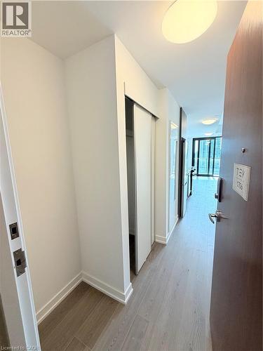 30 FRANCIS Street S , Kitchener, Ontario N2G 2A1 3