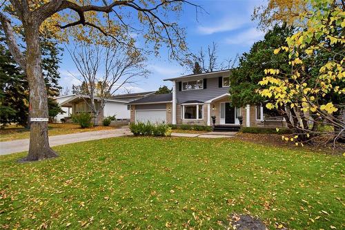 440 Lamont Boulevard  Winnipeg, MB R3P 0G3