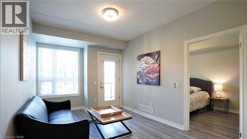 620 SAUVE Street Unit# 406 , Milton, Ontario L9T 9A5 5