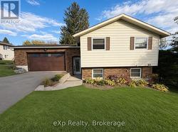 9 CHARLOTTE STREET  Brockton, ON N0G 2V0