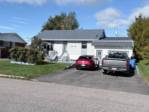 Façade - 251 Rue Champlain, Sept-Îles, QC 