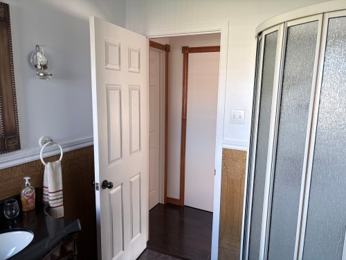 Salle de bains - 251 Rue Champlain, Sept-Îles, QC 