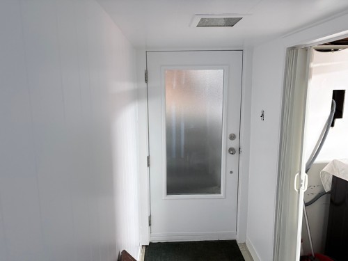 Hall d'entrée/Vestibule - 251 Rue Champlain, Sept-Îles, QC 