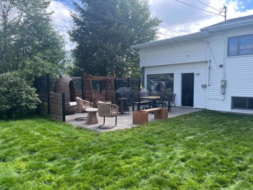 Terrasse - 251 Rue Champlain, Sept-Îles, QC 