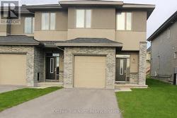 647 GABRIOLA WAY  Ottawa, ON K2T 0E2