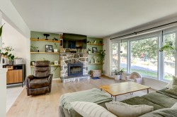 Salon - 