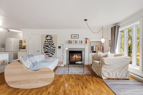 Salon - 99 Ch. De Knowlton, Lac-Brome, QC 