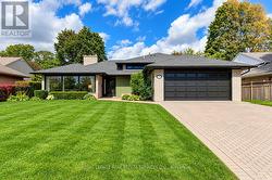 75 RAVENSBOURNE CRESCENT Toronto, ON M9A 2B1