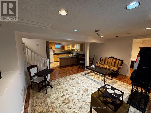 BASEMENT - 198 STEPHEN STREET , Richmond Hill, Ontario L4C 5P1 2