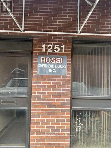1251 Kamato Road, Mississauga, ON 