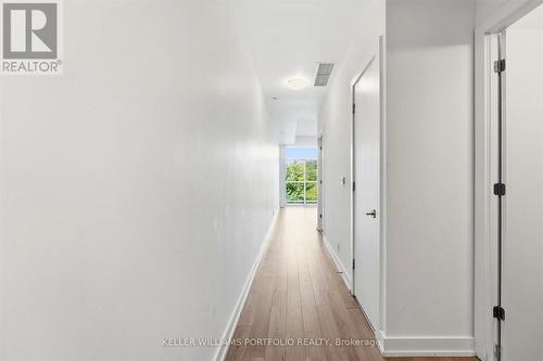 516 - 6 PARKWOOD AVENUE , Toronto, Ontario M4V 0A3 3