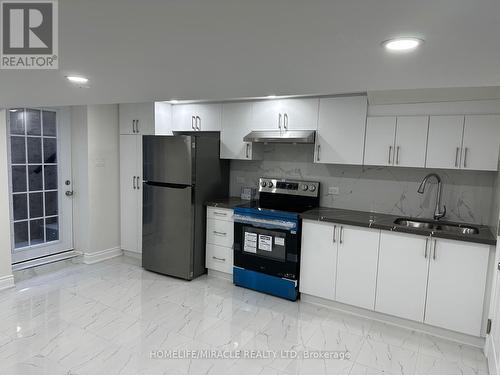 20 ARRAN CRESCENT , Vaughan, Ontario L4L 1G5 2