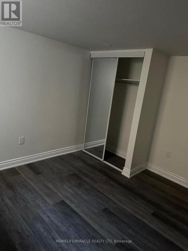 20 ARRAN CRESCENT , Vaughan, Ontario L4L 1G5 5