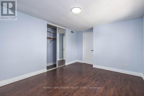 4 Glamis Court, Hamilton, ON 