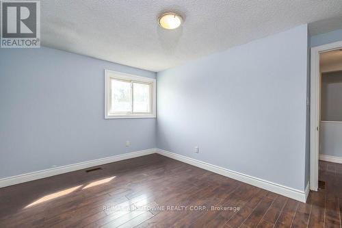 4 Glamis Court, Hamilton, ON 