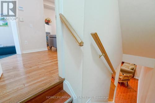 824 Khan Crescent, Mississauga, ON 