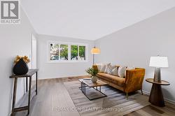 102 - 121 UNIVERSITY AVENUE E  Waterloo, ON N2J 4J1