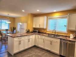646 Alyssa Pl Nanaimo, BC V9R 3S8