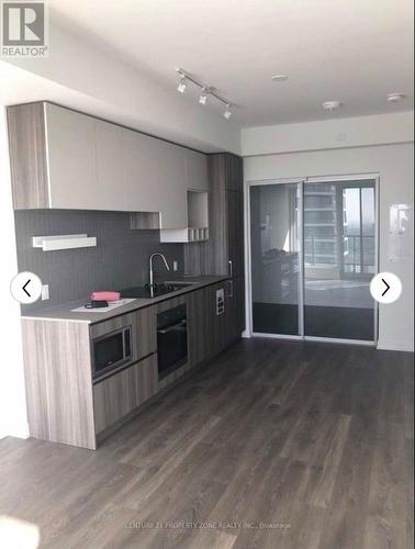 4806 - 898 PORTAGE PARKWAY , Vaughan, Ontario L4K 0J6 4